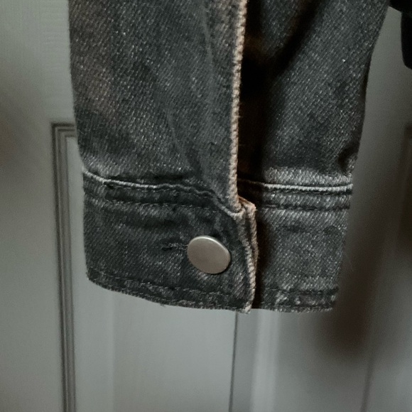 Zyia medium black jean jacket - Picture 4 of 6